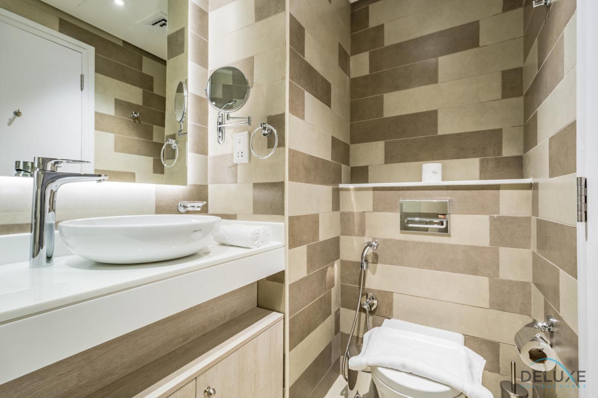 Elegant In Seven & The Palm A, Palm Jumeirah By Deluxe Homes *