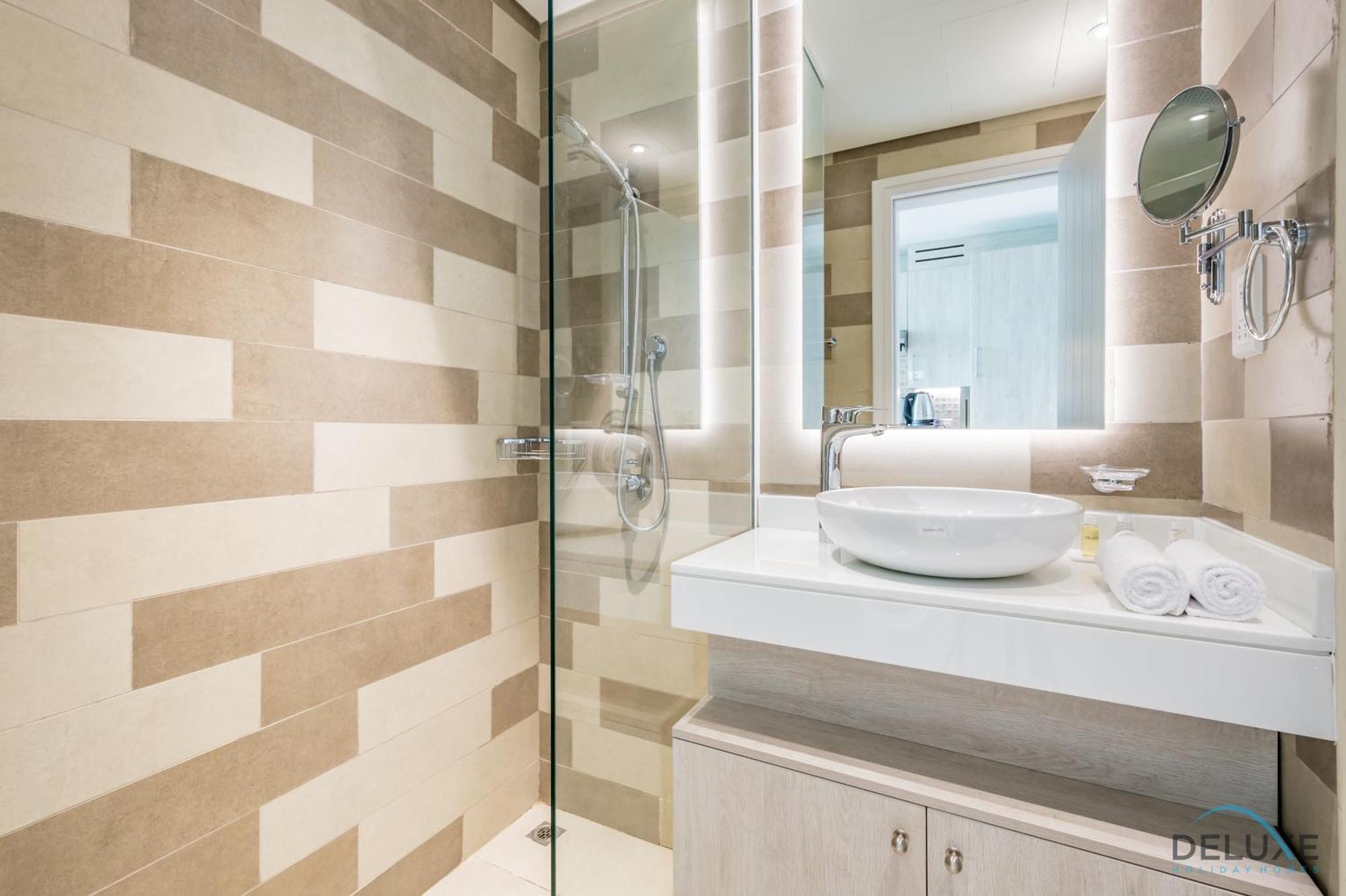 Elegant In Seven & The Palm A, Palm Jumeirah By Deluxe Homes Apartment Dubai