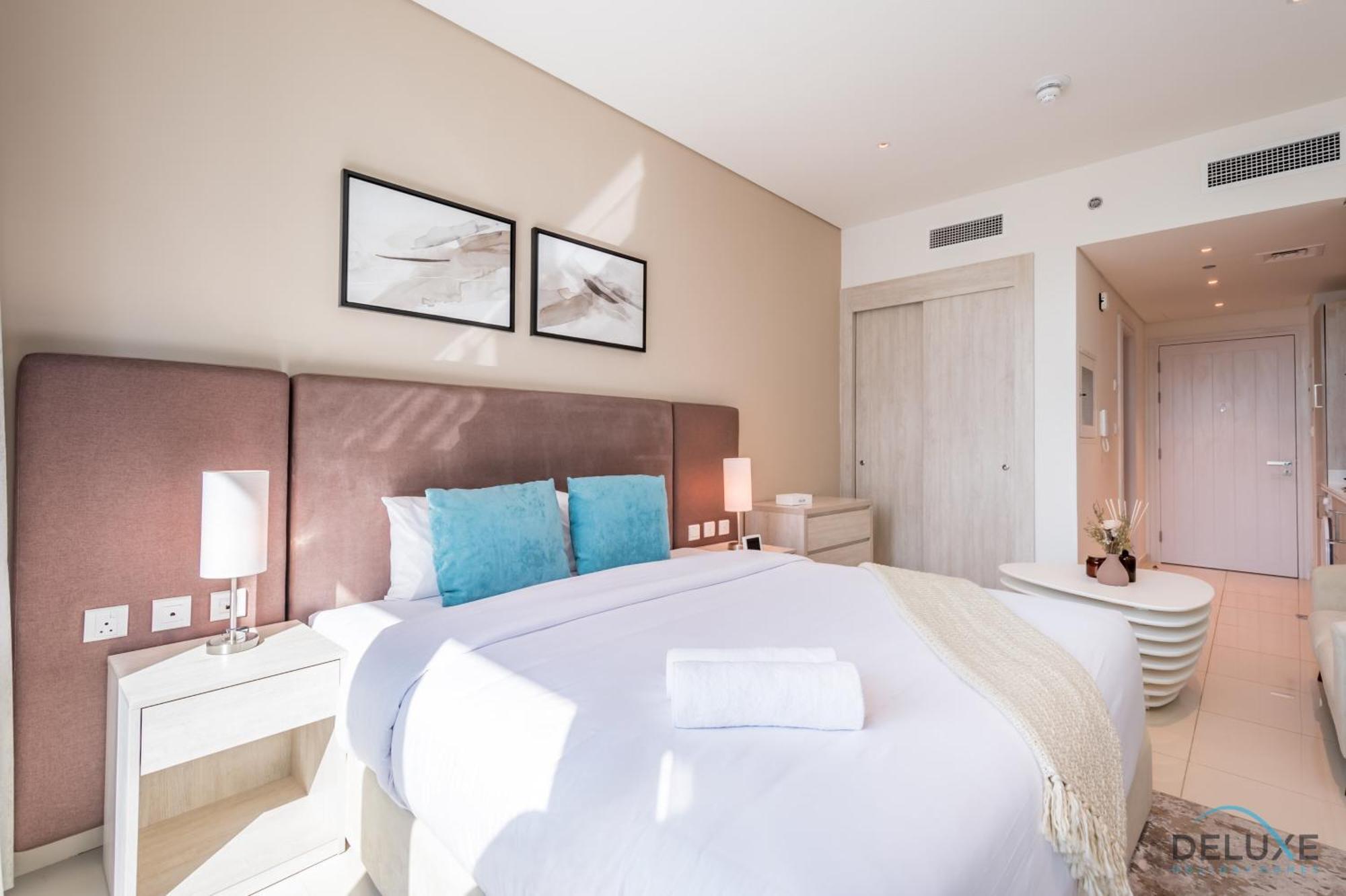 Apartment Elegant In Seven & The Palm A, Palm Jumeirah By Deluxe Homes Dubai